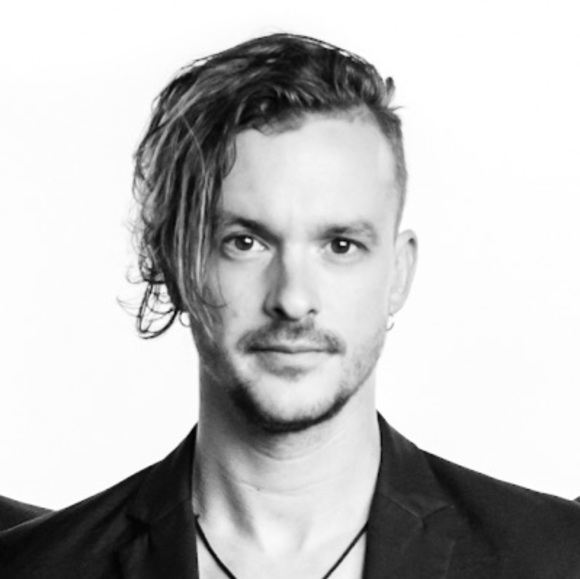 Meet your Posher, Chris - Picture 1 of 1